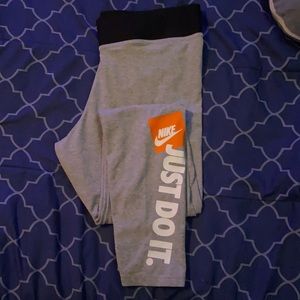 Gray Nike Tights - women’s large
